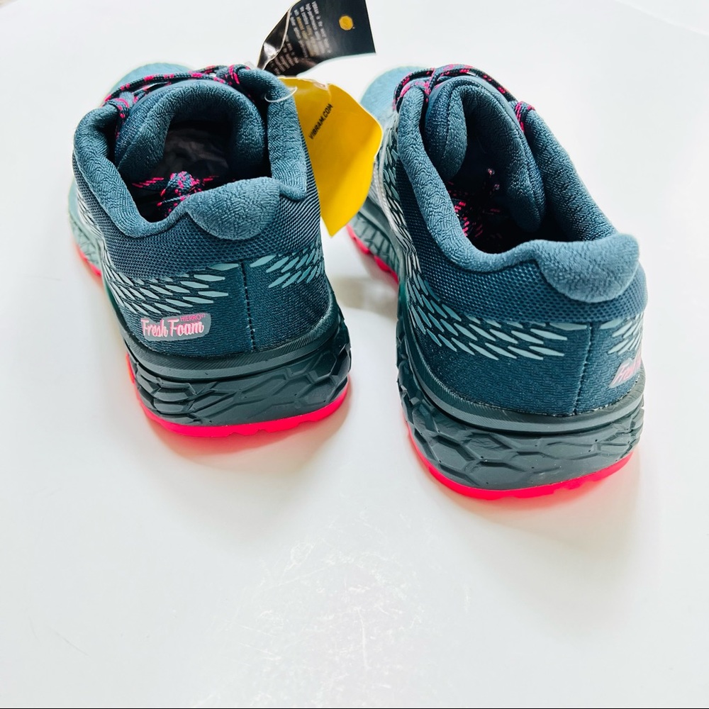 New Balance Trail Shoes - Picture 4 of 7